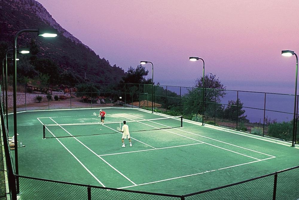 Montana Pine Resort Oludeniz Bagian luar foto