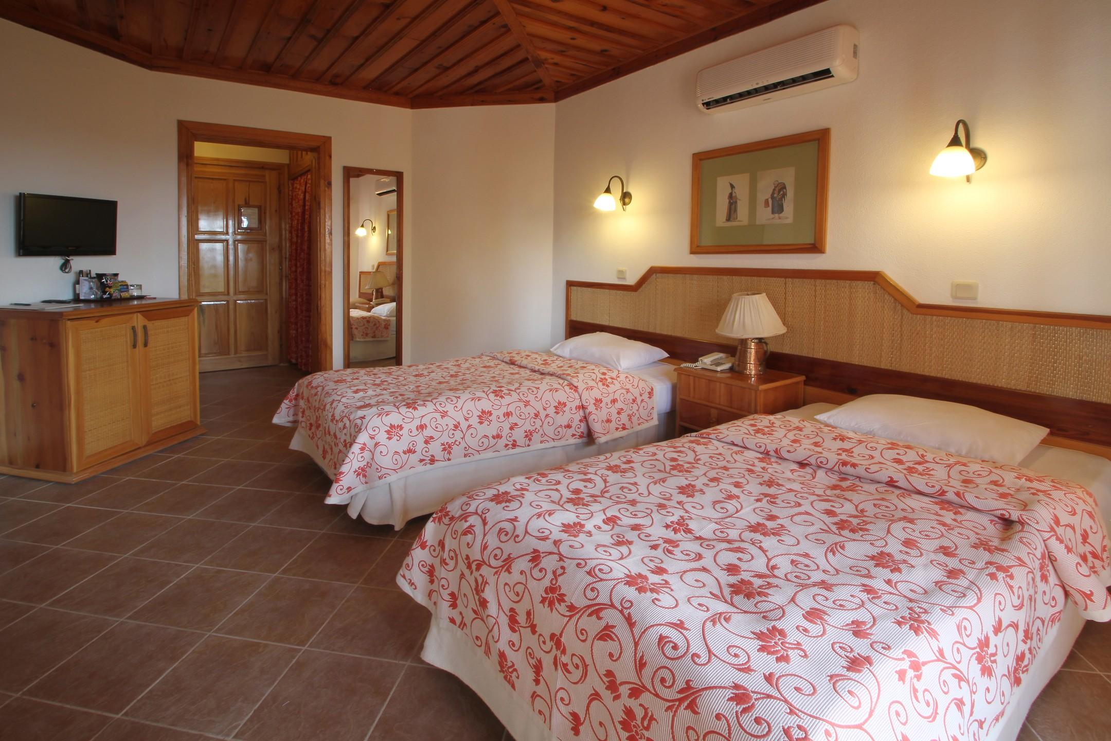 Montana Pine Resort Oludeniz Bagian luar foto
