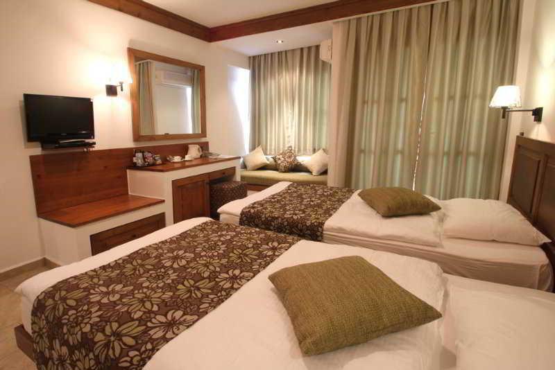 Montana Pine Resort Oludeniz Bagian luar foto