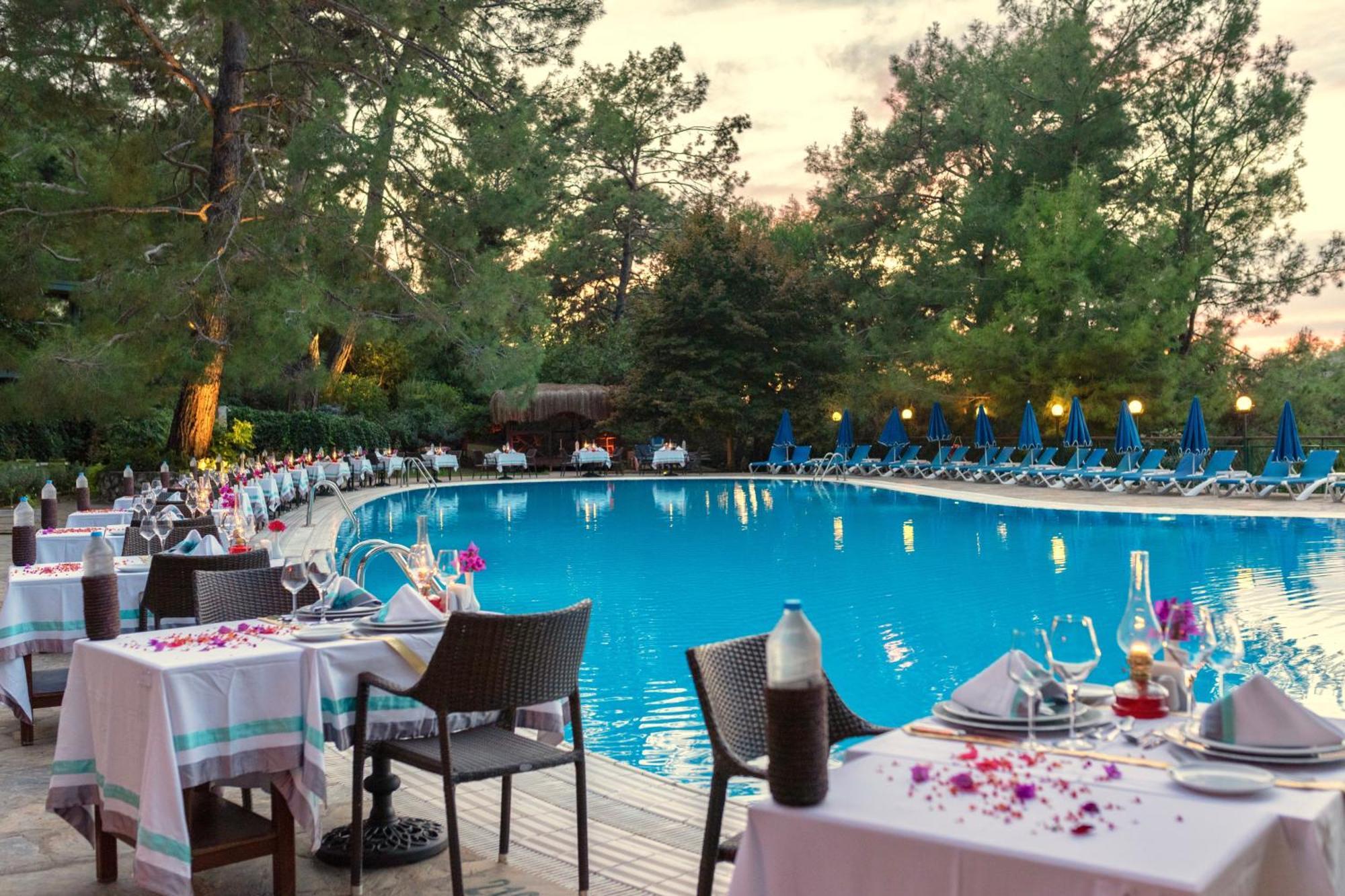 Montana Pine Resort Oludeniz Bagian luar foto