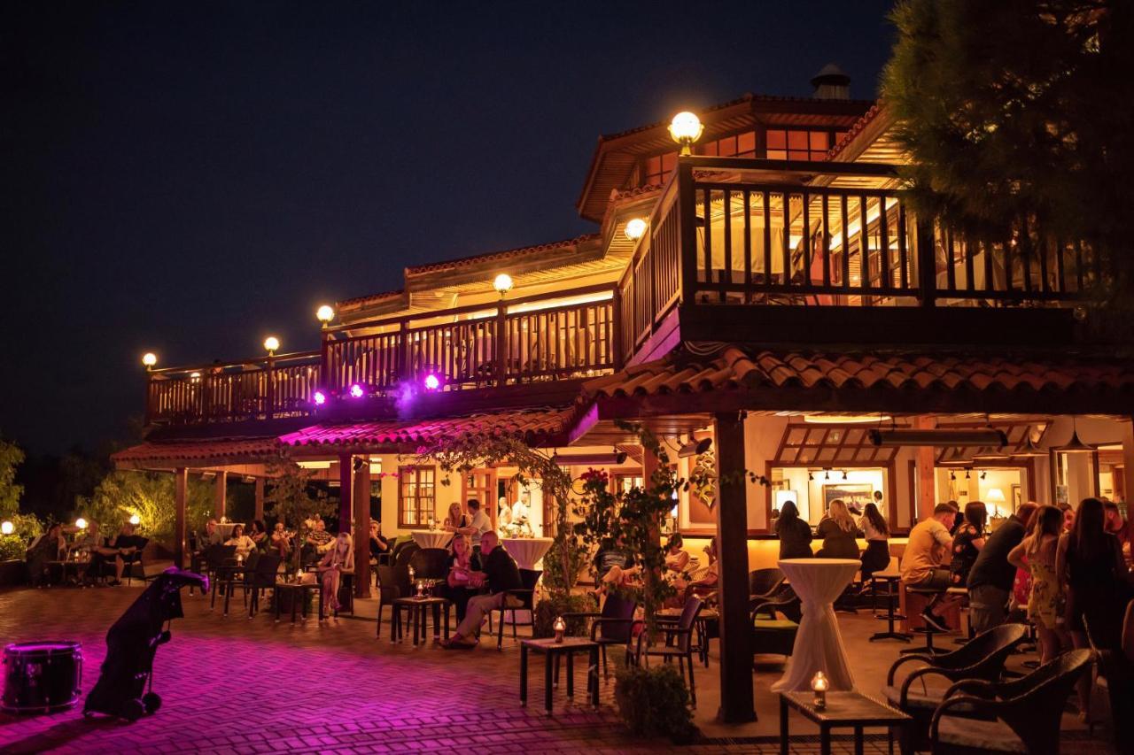 Montana Pine Resort Oludeniz Bagian luar foto