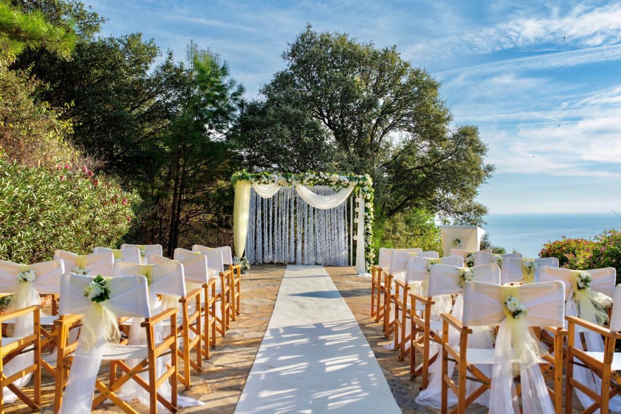 Montana Pine Resort Oludeniz Bagian luar foto